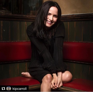 Andrea Corr feet photo thumbnail