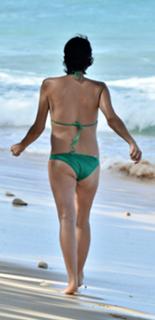 Andrea Corr feet photo thumbnail