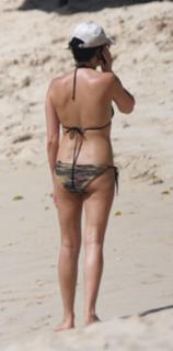 Andrea Corr feet photo thumbnail