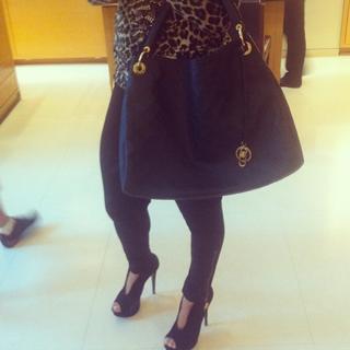 Andrea De Andrade feet photo 6