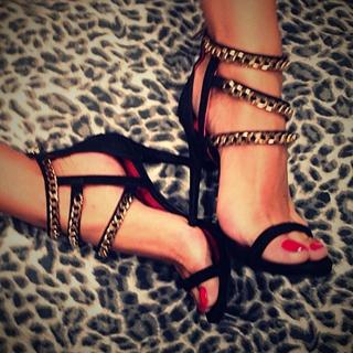 Andrea De Andrade feet photo 1