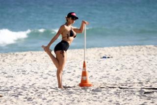 Andrea De Andrade feet photo 7