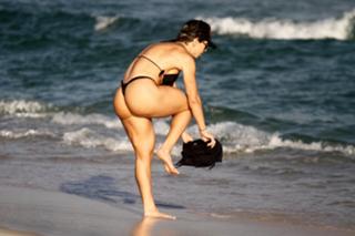 Andrea De Andrade feet photo 5