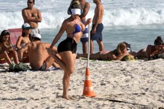 Andrea De Andrade feet photo 17