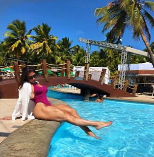 Andrea De Andrade feet photo 11