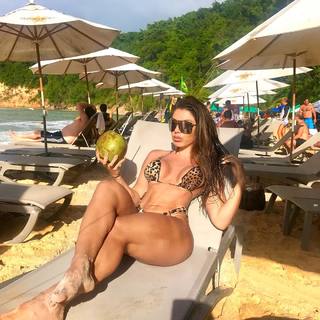 Andrea De Andrade feet photo 14