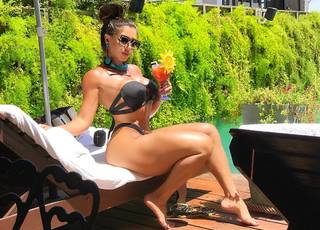Andrea De Andrade feet photo 1