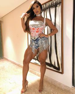 Andrea De Andrade feet photo 20