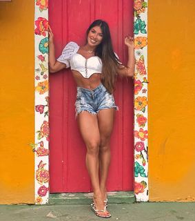 Andrea De Andrade feet photo 13