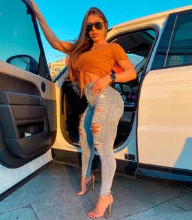 Andrea De Andrade feet photo 3