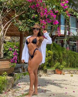 Andrea De Andrade feet photo 20