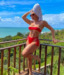 Andrea De Andrade feet photo 9