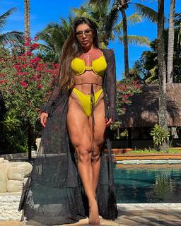 Andrea De Andrade feet photo 3