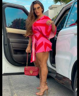 Andrea De Andrade feet photo 1