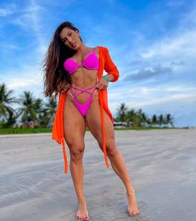 Andrea De Andrade feet photo 11