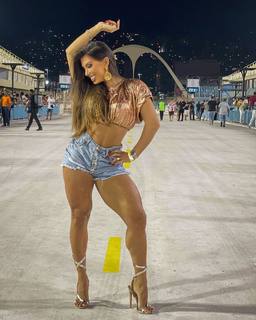 Andrea De Andrade feet photo 15