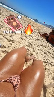 Andrea De Andrade feet photo 3