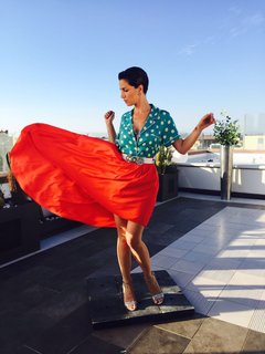 Andrea Delogu feet photo thumbnail