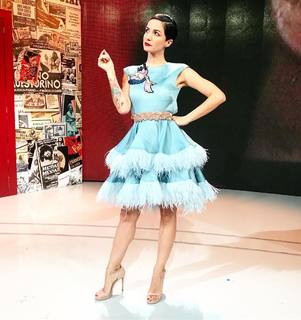 Andrea Delogu feet photo thumbnail