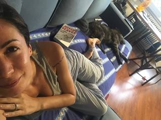 Andrea Delogu feet photo thumbnail