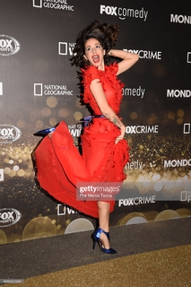 Andrea Delogu feet photo thumbnail