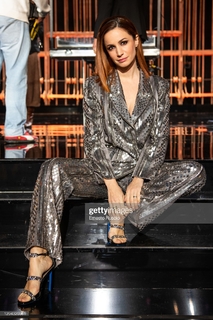 Andrea Delogu feet photo thumbnail