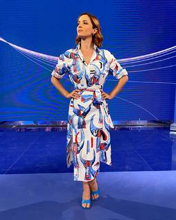 Andrea Delogu feet photo thumbnail