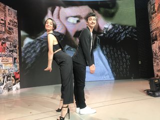 Andrea Delogu feet photo thumbnail