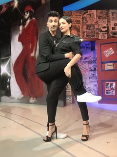 Andrea Delogu feet photo thumbnail