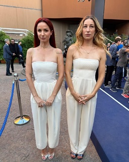 Andrea Delogu feet photo thumbnail