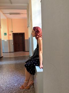 Andrea Delogu feet photo thumbnail