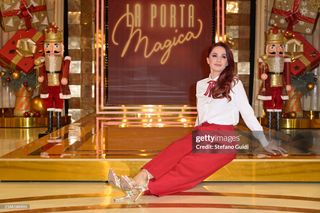 Andrea Delogu feet photo thumbnail