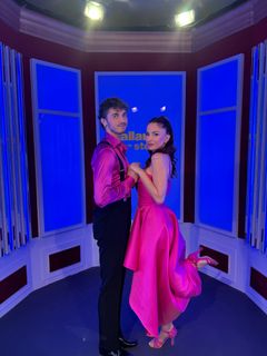 Andrea Delogu feet photo thumbnail