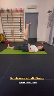 Andrea Delogu feet photo 2