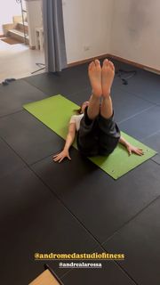Andrea Delogu feet photo 16