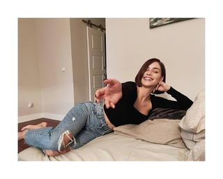 Andrea Duro feet photo 16