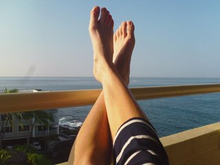 Andrea Elson feet photo 3