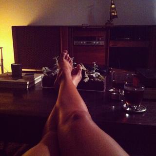 Andrea Escalona feet photo thumbnail