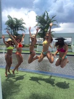 Andrea Escalona feet photo thumbnail