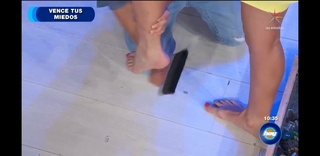 Andrea Escalona feet photo thumbnail