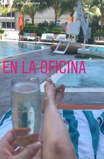 Andrea Escalona feet photo thumbnail