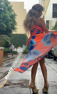 Andrea Escalona feet photo thumbnail