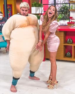 Andrea Escalona feet photo thumbnail