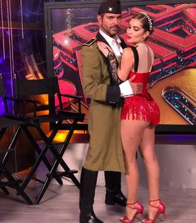 Andrea Escalona feet photo thumbnail