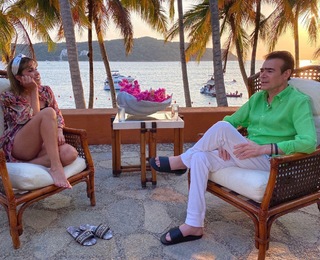 Andrea Escalona feet photo thumbnail