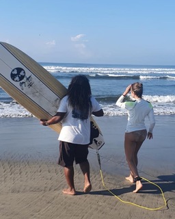 Andrea Escalona feet photo thumbnail