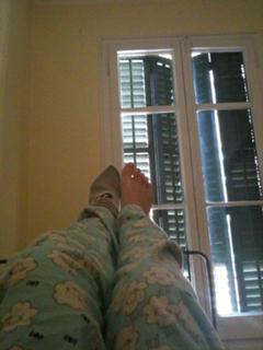 Andrea Escalona feet photo thumbnail