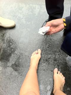Andrea Escalona feet photo thumbnail