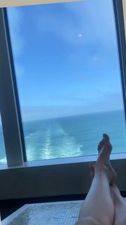 Andrea Escalona feet photo thumbnail