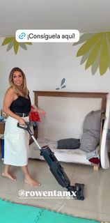 Andrea Escalona feet photo 6